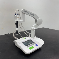 Mettler Toledo pH/Conductivity Meter image 0
